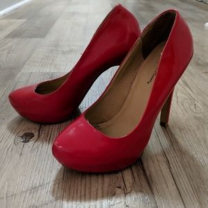 Red Platform Pumps